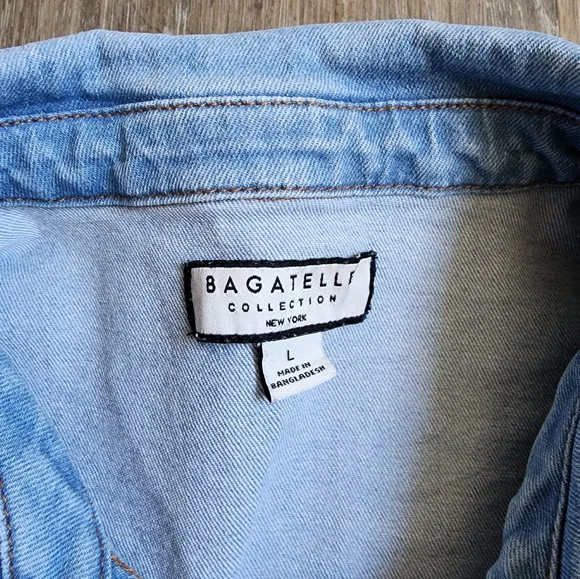 PUFF SLEEVE TOP - Picture 2 of 8